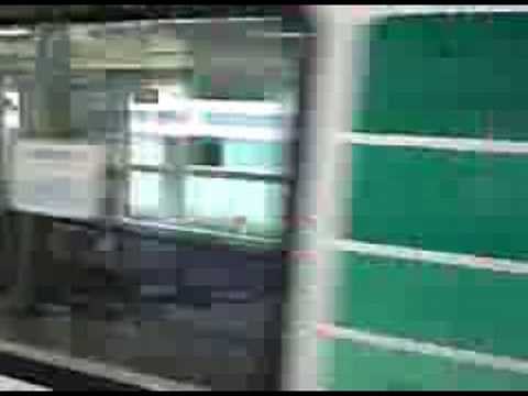 グリーンライン発車