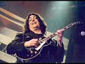 uno de mis mas grandes inspiradores este tributo muy a mi estilo al maestro luis salinas, use mi guitar samick, probando nuevas cuerdas washburn licks bastante comodas, zoom 606, adobe audition, y fotos de la web de luis salinas, y mas q todo agradecer por el backing track a javier rinaldi un gran pianista y gran musico :) gracias javier!!!

http://www.salinasluis.com.ar/

saludos a todos desde trujillo peru espero sus comentarios.

grande maestro salinas con todo cari�o y respeto este video, y espero siga tu music por siempre y ya no perderme de verte cuando estes por peru.