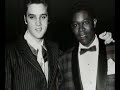 ELVIS \"BLACK or WHITE\" it\