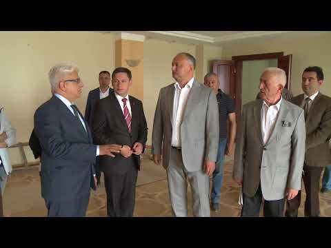 Глава государства ознакомился с ходом работ по ремонту здания Президентуры Республики Молдова