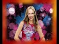 voil� un petit montage sans pr�tention  qui permet de se rincer tranquillement l'oeil devant celle que je consid�re comme la plus belle femme au monde.