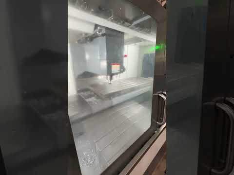 2022 HAAS VF-6/40TR CNC Machining Center | ListingHippo (1)