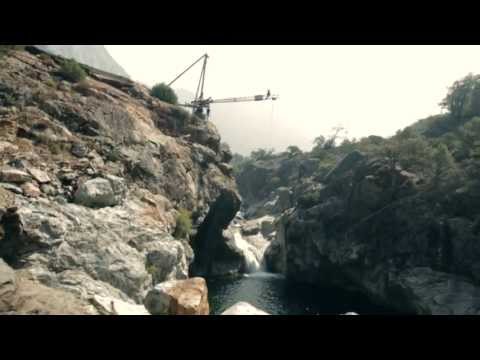 Epic Rope Swing and Cliff Jumping 90+ Feet!
