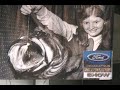 Water skiing squirrel at Indianapolis boat show