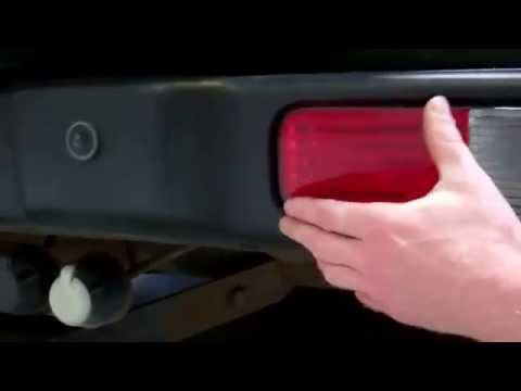 How to remove rear bumper lamps from  Land Rover Discovery 2