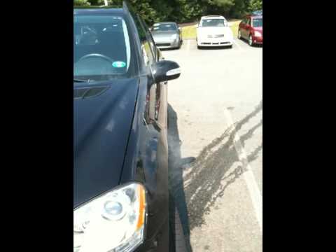 Mercedes Benz ML500 SMOKING CATCHES FIRE