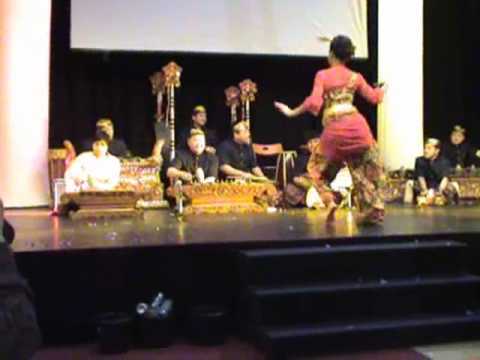 milan fashion silate -