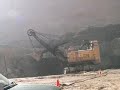 Trabajo de una pala de carga en Mina Sur (Codelco)