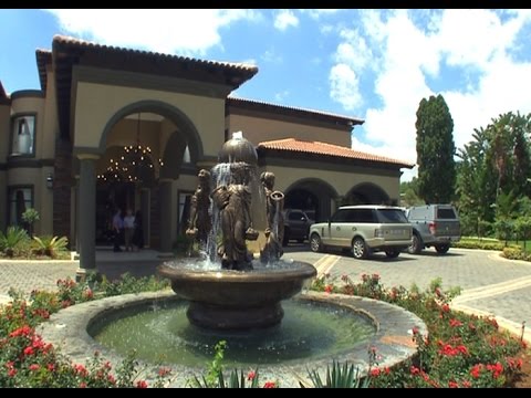 Top Billing visits an Italian inspired mansion