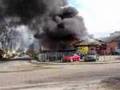 Zeer grote brand bij autobedrijf Leferink in Goor