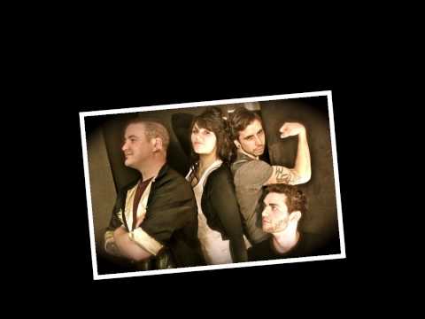 kienplockZ - Cover of Just a Girl by No Doubt. https://www.facebook.com/Bianconscious Vocals- Bianca Rollo Guitar- Braedon Garret Bass- CK Armstrong Drums- Aaron Fuller.
