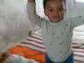 axel rugrats fregando en su cuarto