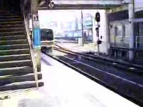 221系回送 from 和歌山駅