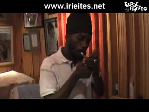 Watch 'Sizzla - Cause a revolution'