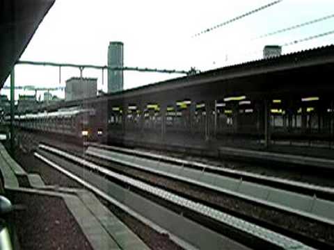 JR東海道本線321系 大阪駅到着 JR Tokaido Line series 321