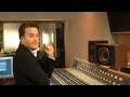 Crianças gravando “Come Together Now”, música para auxílio do Haiti, composta por Michael W. Smith Crianças gravando “Come Together Now”, música para auxílio do Haiti, composta por Michael W. Smith