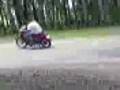 videos de sapo y la berra probando yumbo