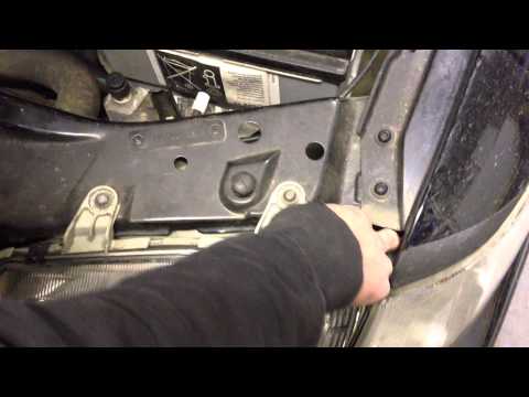 How to Remove: Saab 9-3 Mk1 2002 Grille, Headlight, Indicator Assembly Removal