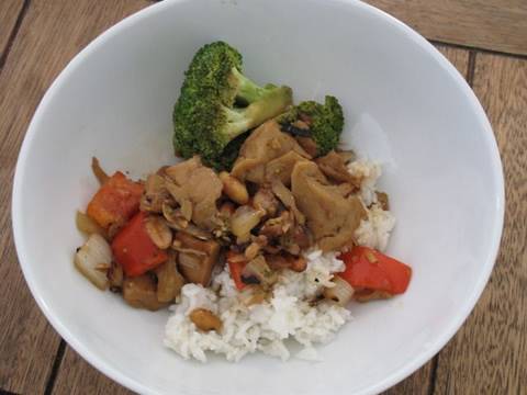 Tamra Davis Cooking Show - Chicken Kung Pao A.