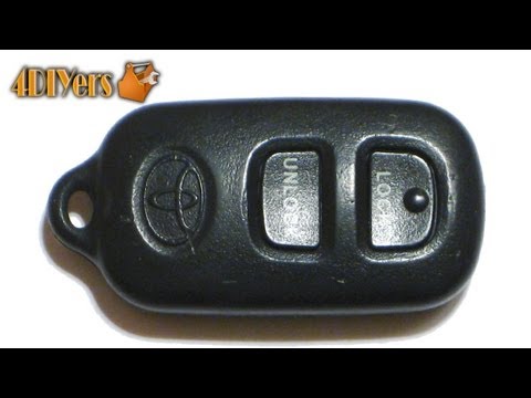 DIY: Toyota Keyless Remote Battery Replacement & Disassembly