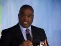 William Bell Presented with 2007 Sarnat Award