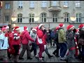 Joulun avaus Pukkiparaati saapumassa Keskustorille 22.11.2009 pukki kärjessä ja tontut perässä