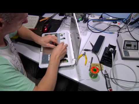 how to zoom out on a toshiba laptop