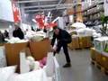 26 People Freeze in IKEA