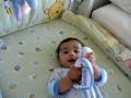videos de Siddhi playing with bib