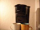 Eine Kaffeemaschine melken. Eine Kaffeemaschine melken.