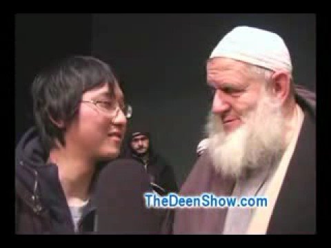 Chinese embrace islam by Yosuf