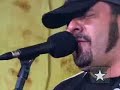 Hateen toca \"Não Vá\" no Estúdio Showlivre Hateen toca \"Não Vá\" no Estúdio Showlivre