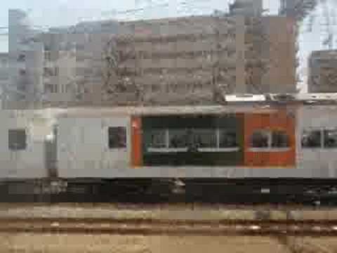 東海道線（特急踊り子号）と横須賀線との並走バトル
