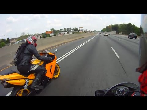 R6 - A blast from the past for the people who miss the R6. See? A Kawasaki ZX10r and a Yamaha YZF-R6 *can* be friends! ZX-10 riders channel: http://www.youtube.co...