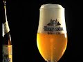 Bi�re Hoegaarden grand cru et son verre