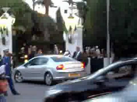 Algerie egypte supporters devant le palais du peuple pour accueillir l'equipe nationale d'algerie part 1 Fella ababsa part 4