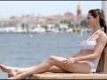 http://paparazzi-video.blogspot.com

kelly brook photo album