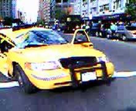 NYC_Taxi_smashed_by_cement_block_dropped_20_floors_up