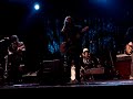 Quique González & La Aristocracia Del Barrio - 73