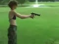 ne pas laisser les armes a la portee des femmes !!!