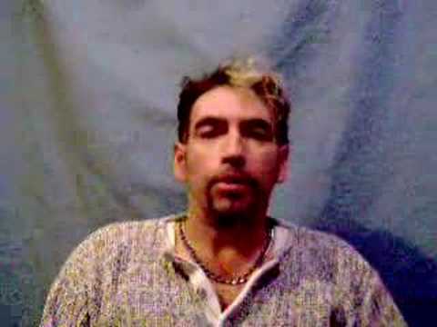 Lounge Trekker recites Masefield