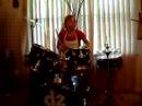 Jewel drumming yet again.... Jewel drumming yet again....