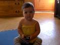 videos de Olive Eden Talks on the Phone