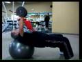 videos de Dumbell Chest Press On a Swiss Ball
