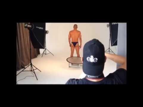 Joe Snyder MAXIBULGE behind the scenes