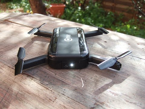 Hobbico C-me Selfiedrone unboxing, analysis and demo flight -- part 1 --