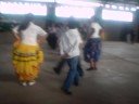 los de la primaria bailando