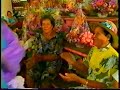 \"danser sous les cocotiers\" sung by Manou