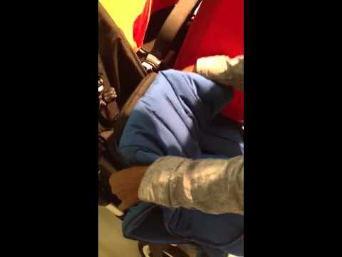 how to attach bugaboo footmuff