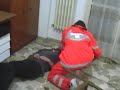 Cosa non si farebbe per una birra...vedere per credere